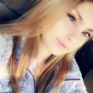 Meet your Posher, Bailey